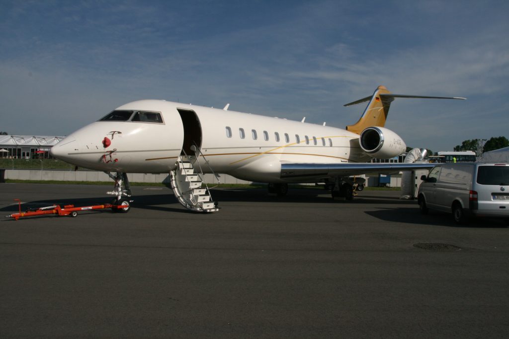 Picking up client from flight line